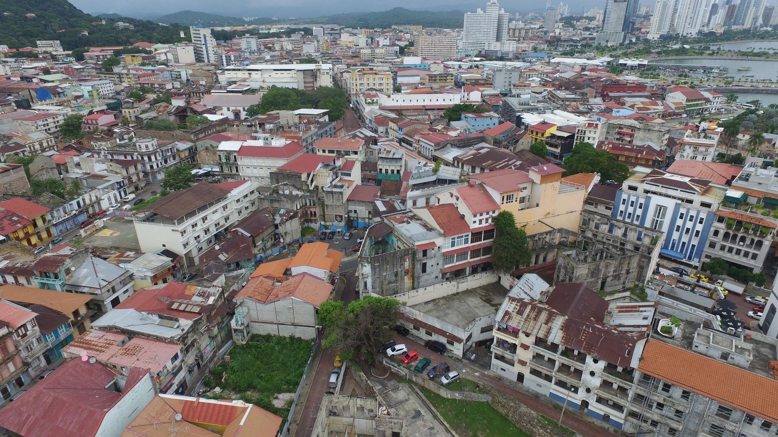 Edificio histórico en Casco Antiguo — vista aérea del entorno