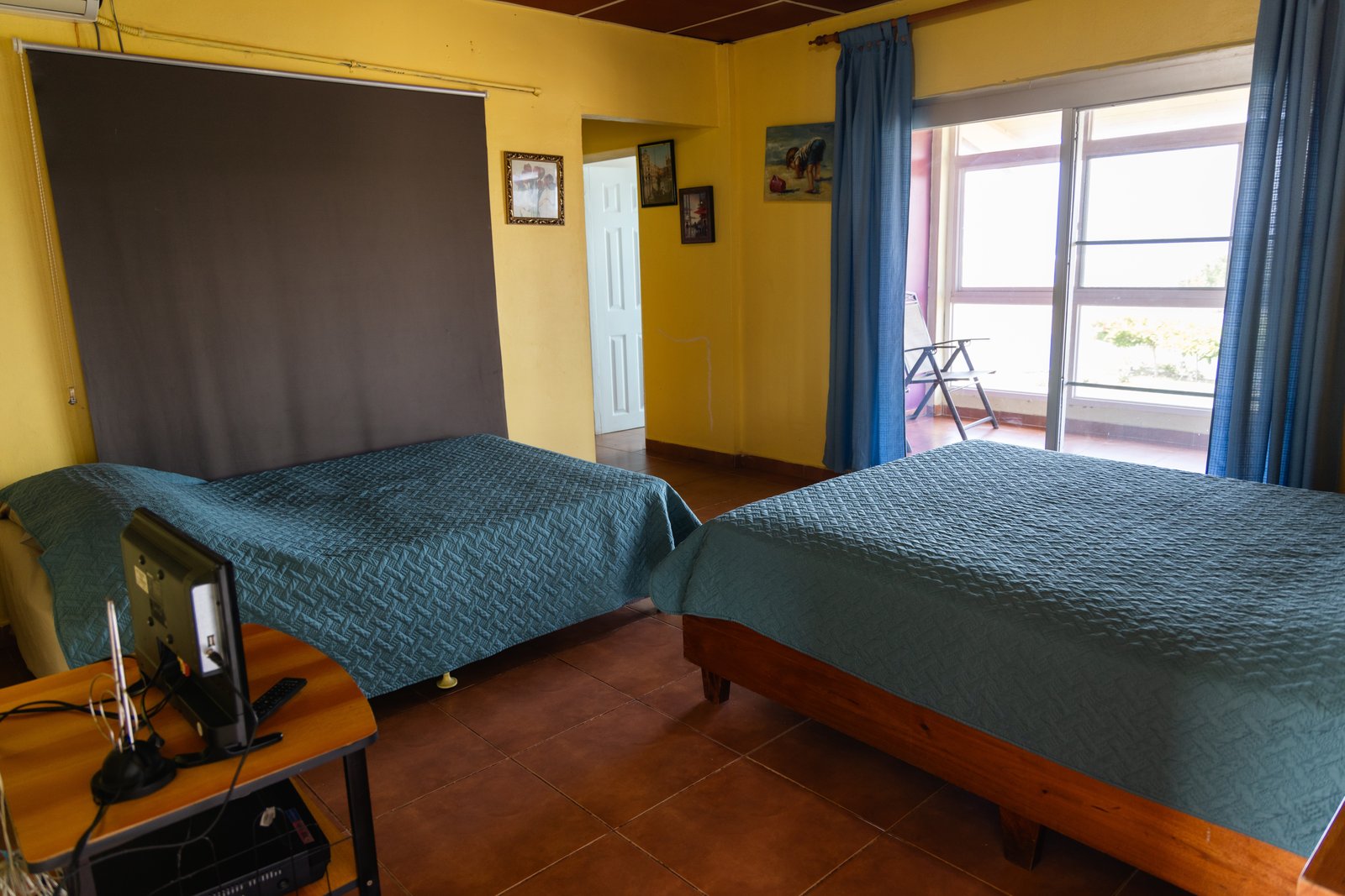 San Felix Fishing Lodge — recámara con acceso a terraza