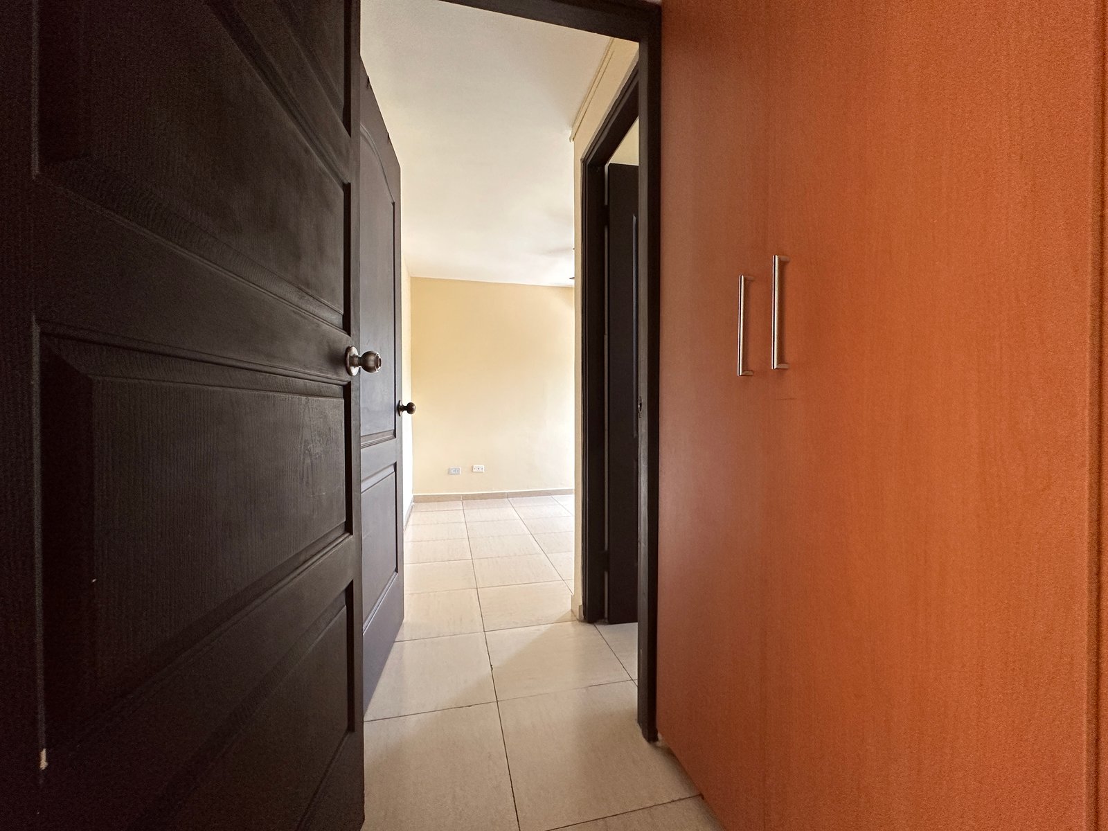 Edificio en Casco Antiguo — pasillo interior de una unidad