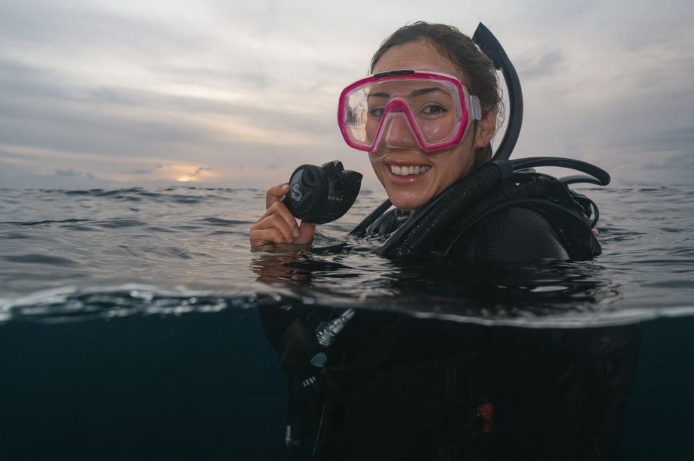 Dawn dive off a liveaboard on the great barrier reef