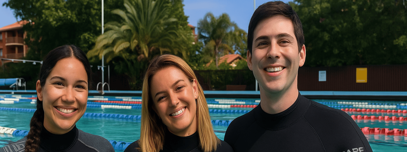 Beginner divers in Sydney scuba training pool