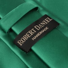 emerald green tie