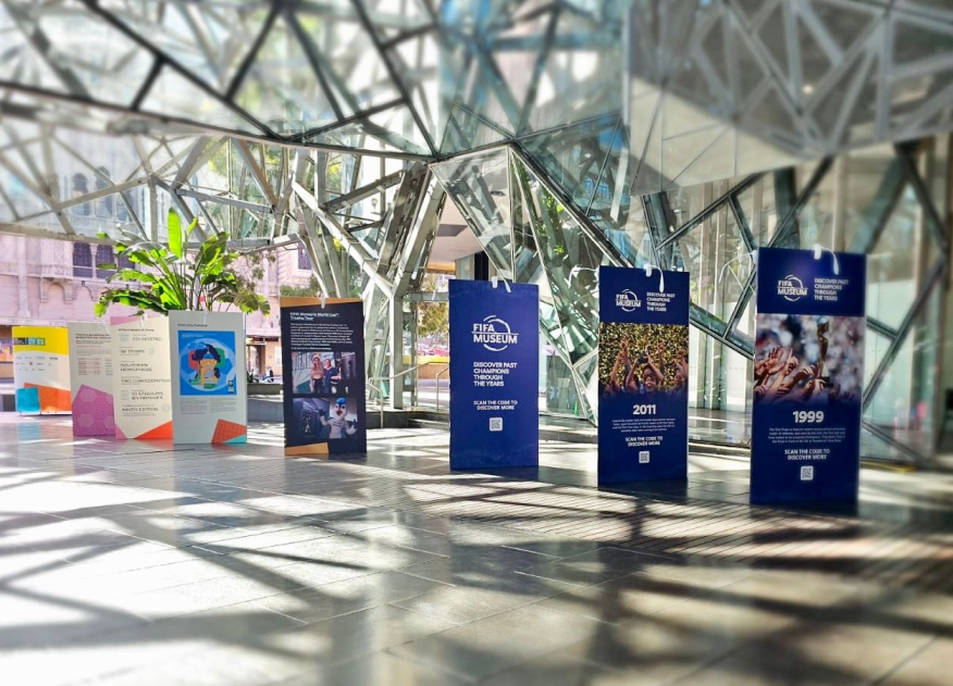 Pop-Up Displays