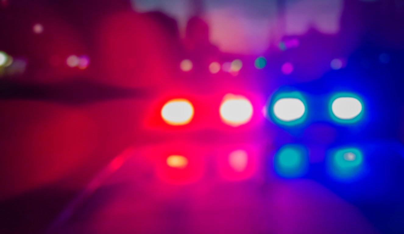 温哥华警察局官员未被控罪，男子腿部骨折事件调查结果