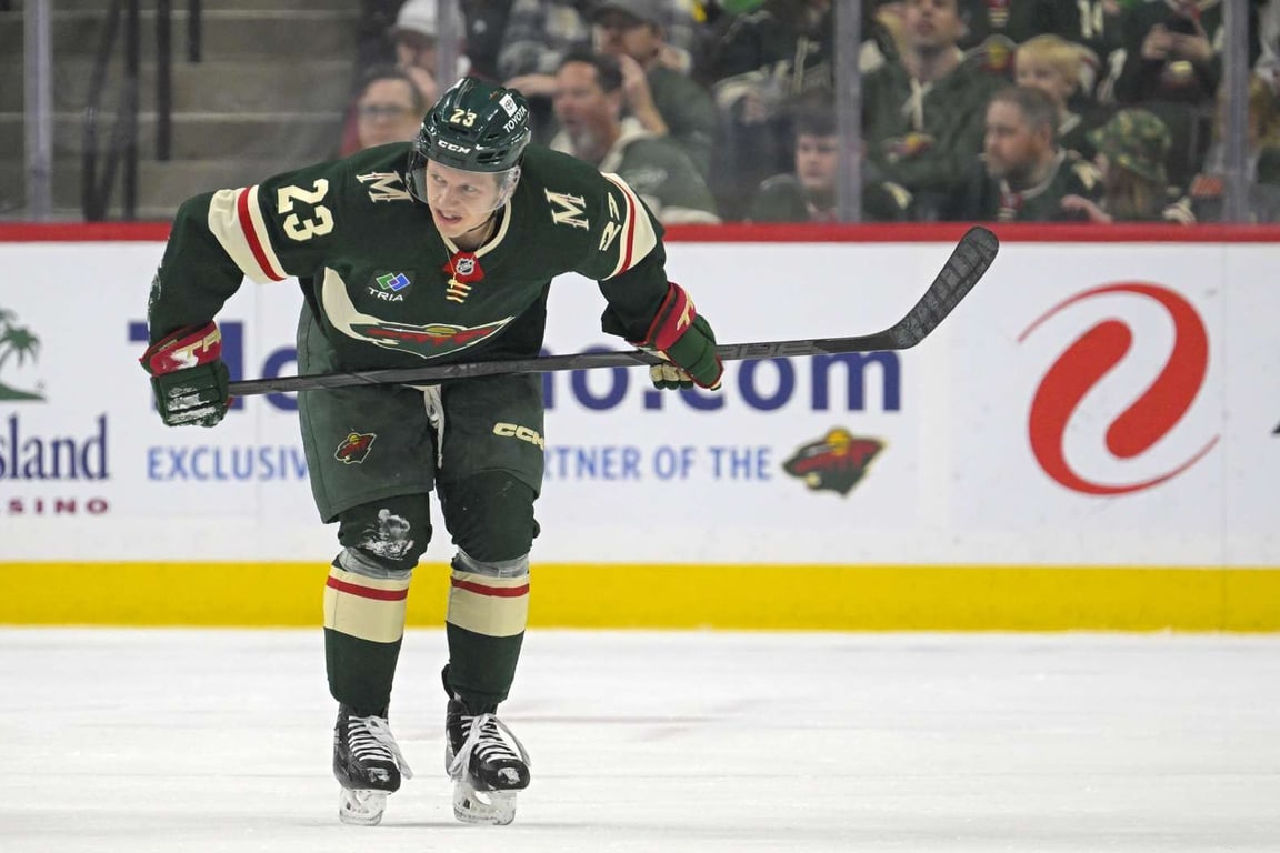 NHL休赛期交易预测：Marco Rossi或加盟温哥华加人