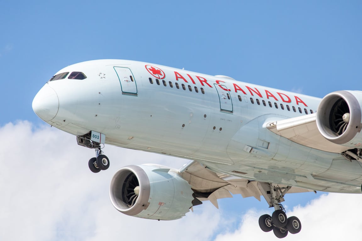 加拿大航空罢工：机组人员的权利与旅客的影响