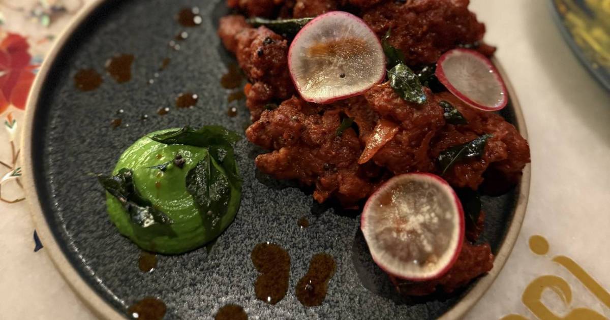 温哥华独特的Desi Indian Lounge美食体验