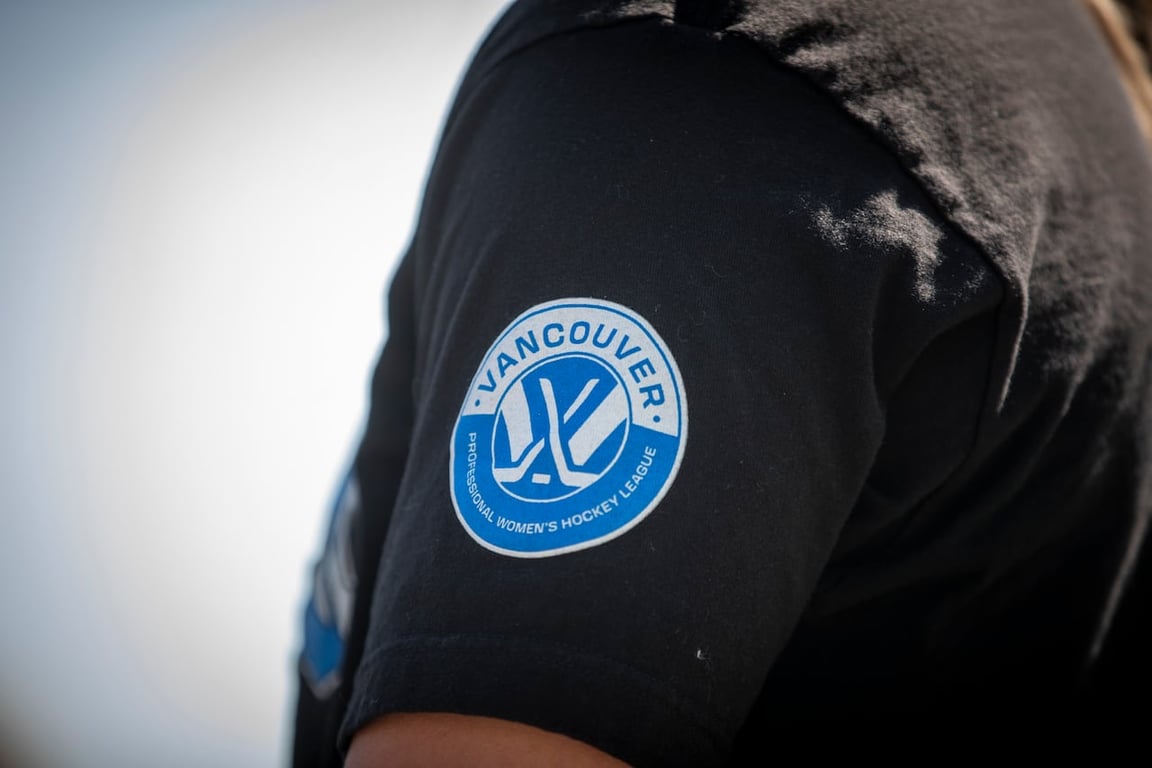 温哥华女子冰球联赛新签约球员介绍