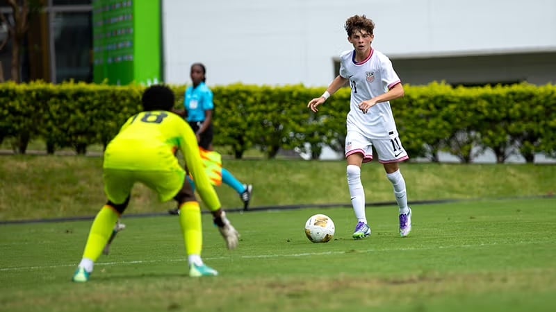 美国U15男足以2-1战胜加拿大晋级半决赛