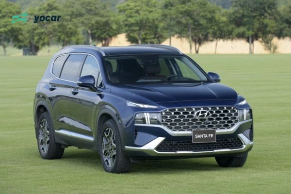Chiếc xe Hyundai Santa Fe đời 2018-2019