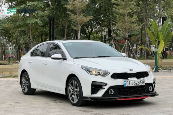 Kia Cerato phiên bản (2016 - 2018)