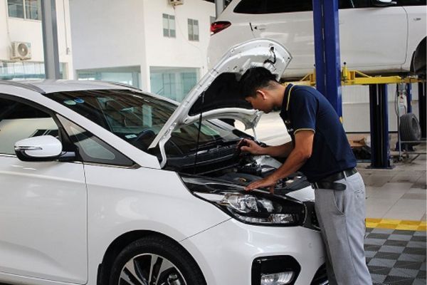 Kiểm tra xe ô tô