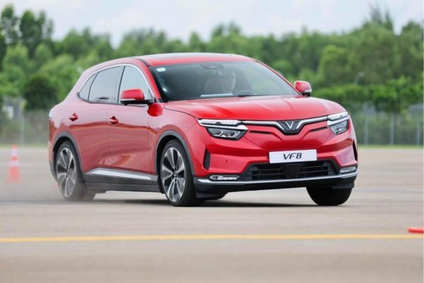 Xe hơi điện có được lưu thông hợp pháp tại Việt Nam