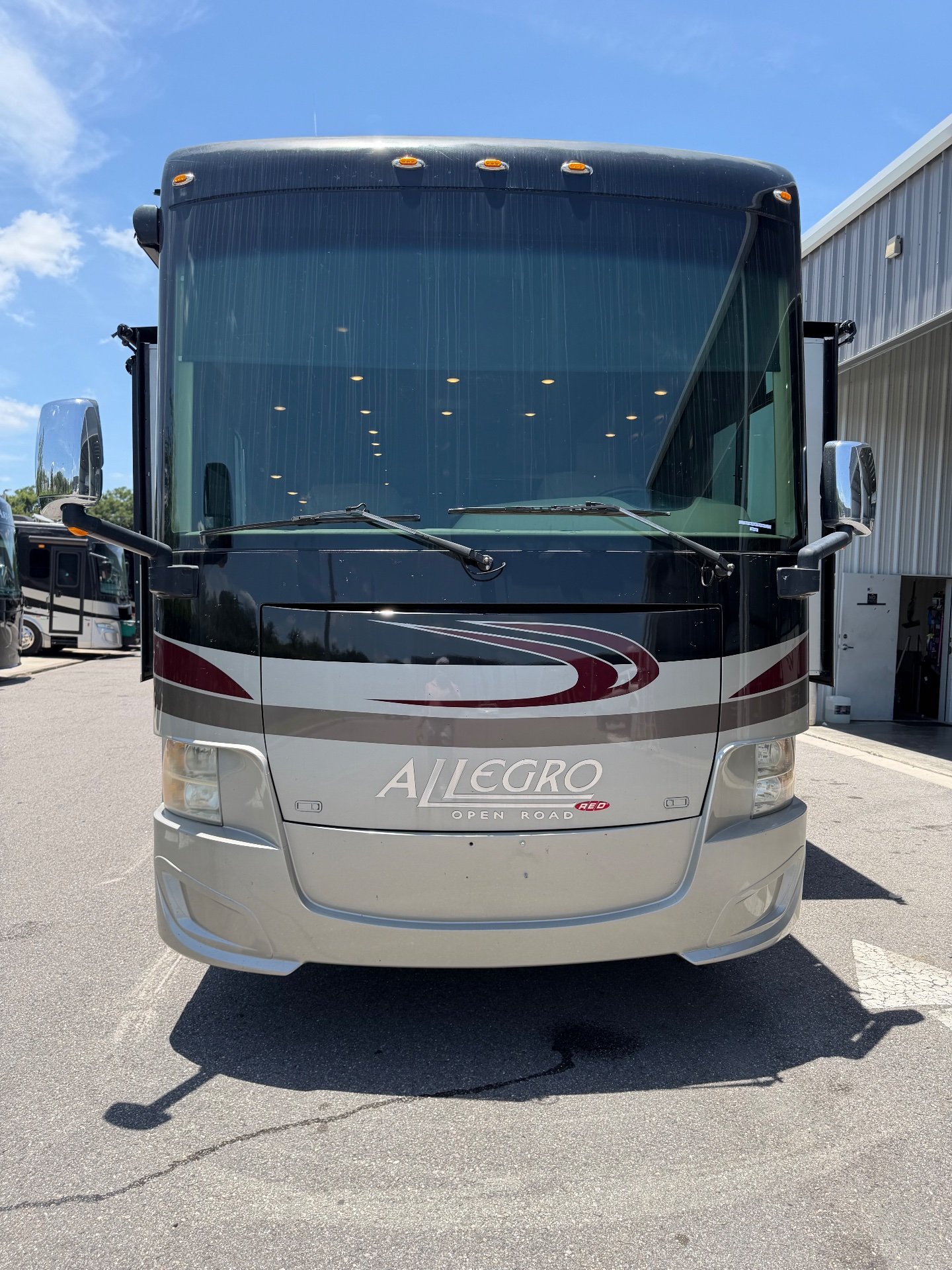 2017 Tiffin Allegro Red 37 PA - Exterior view 2