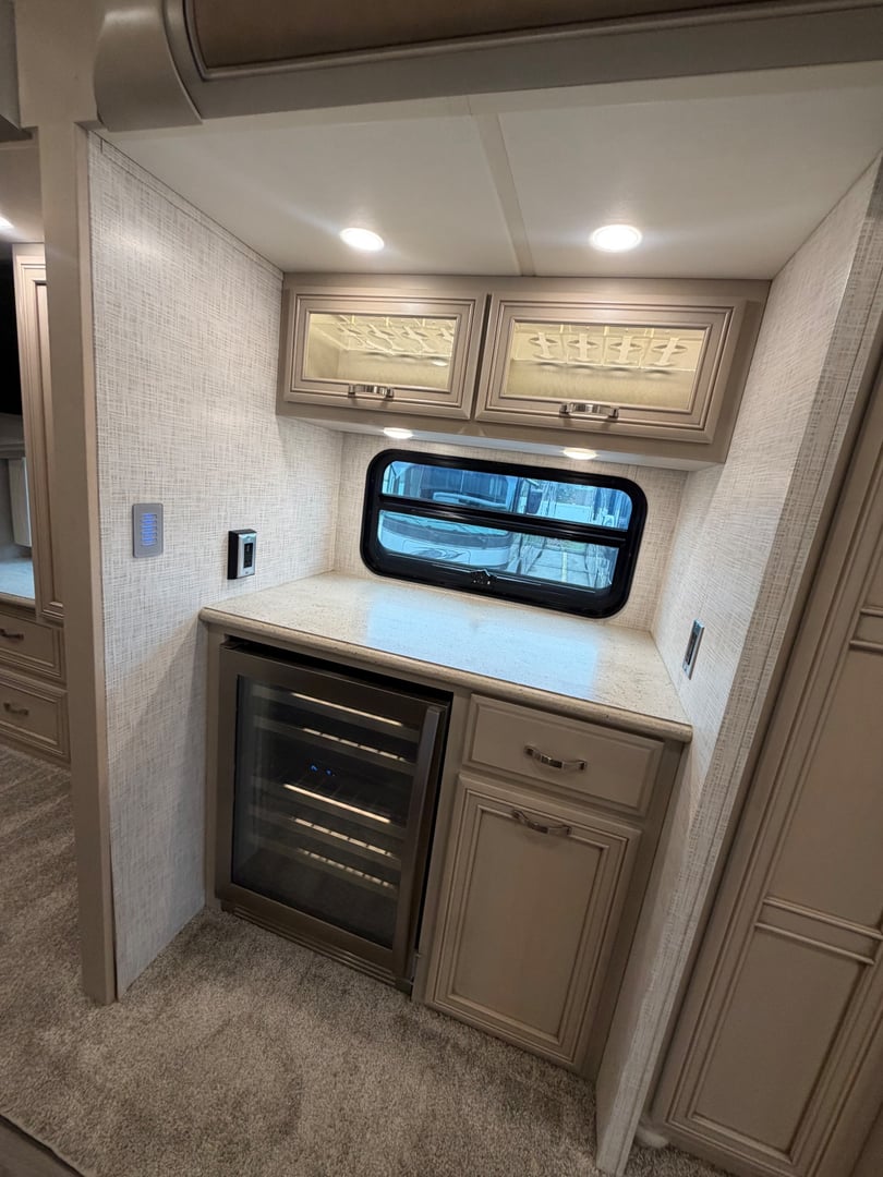 2023 Newmar Kountry Star 4068, Kitchen photo 3