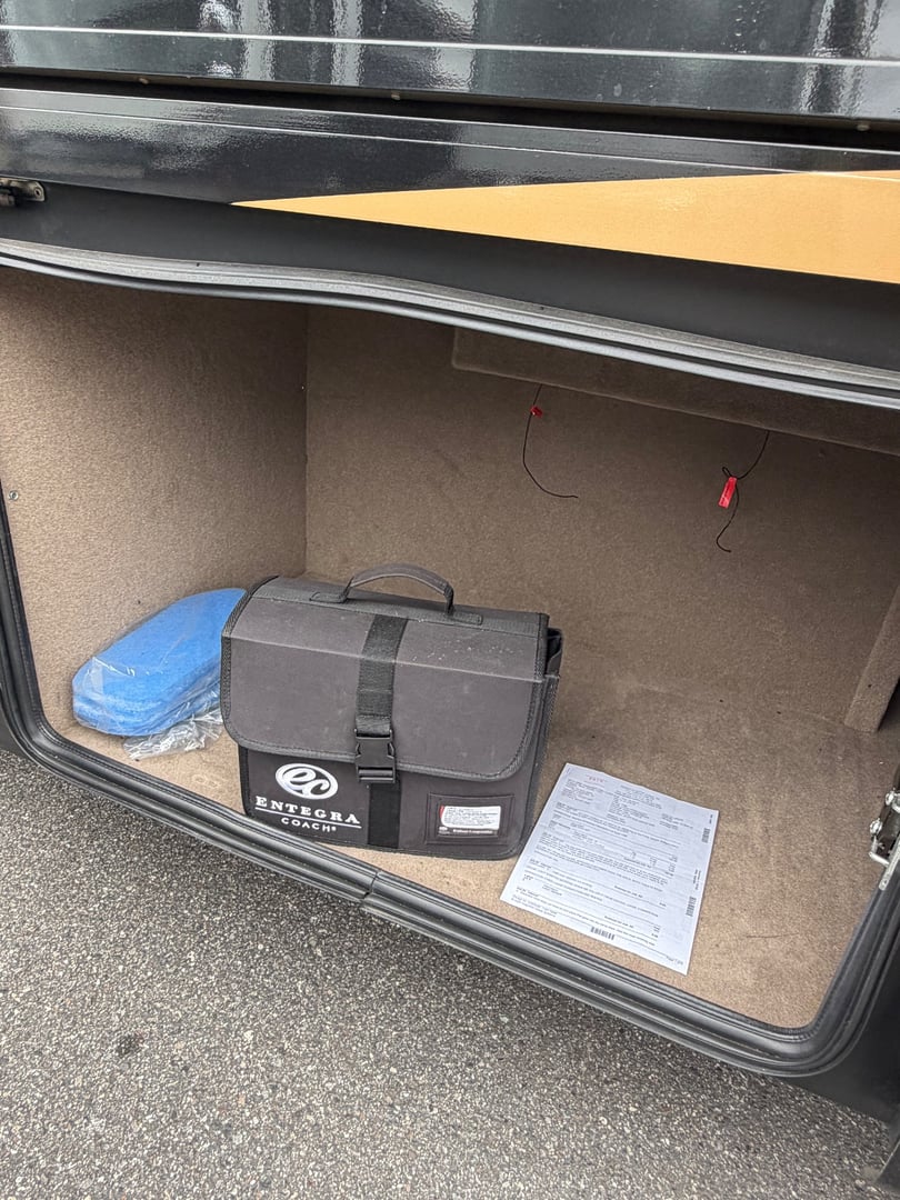 2022 Entegra Coach Aspire 44W, Exterior photo 5