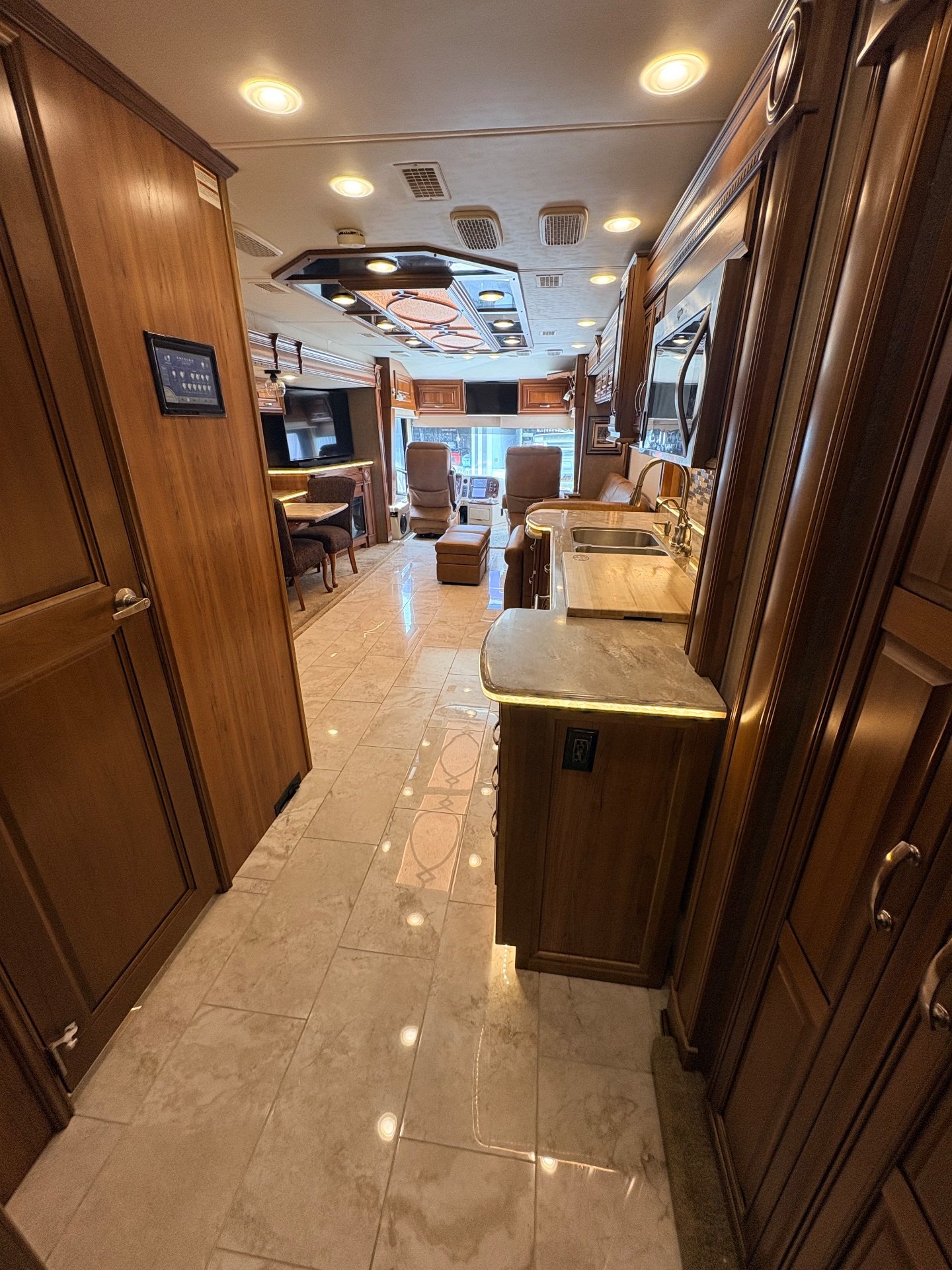 2017 Entegra Coach Insignia 44B - Interior view 2