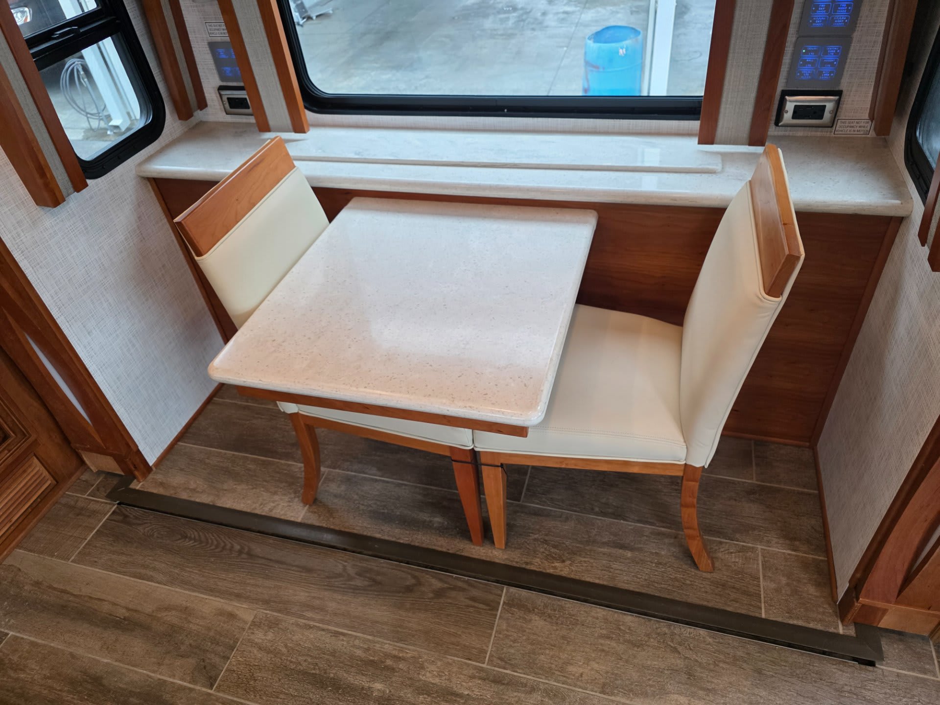 2019 Newmar New Aire 3345 - Interior view 3
