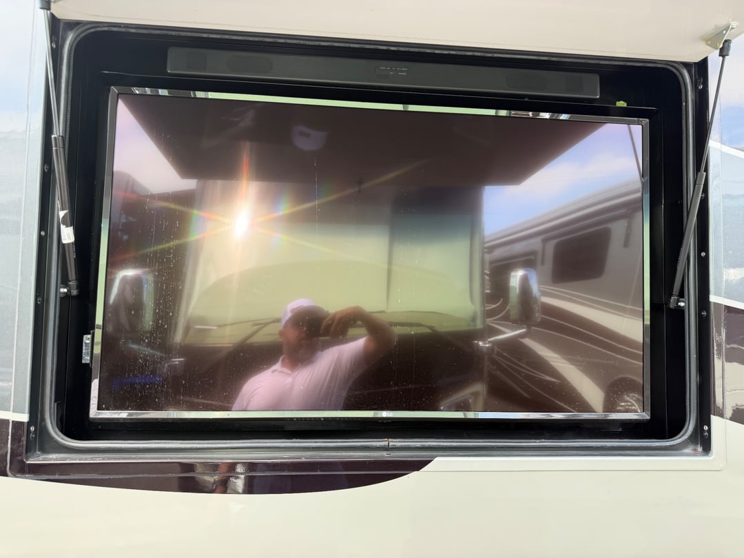 2019 Tiffin Allegro Bus 45 OPP, Exterior photo 7