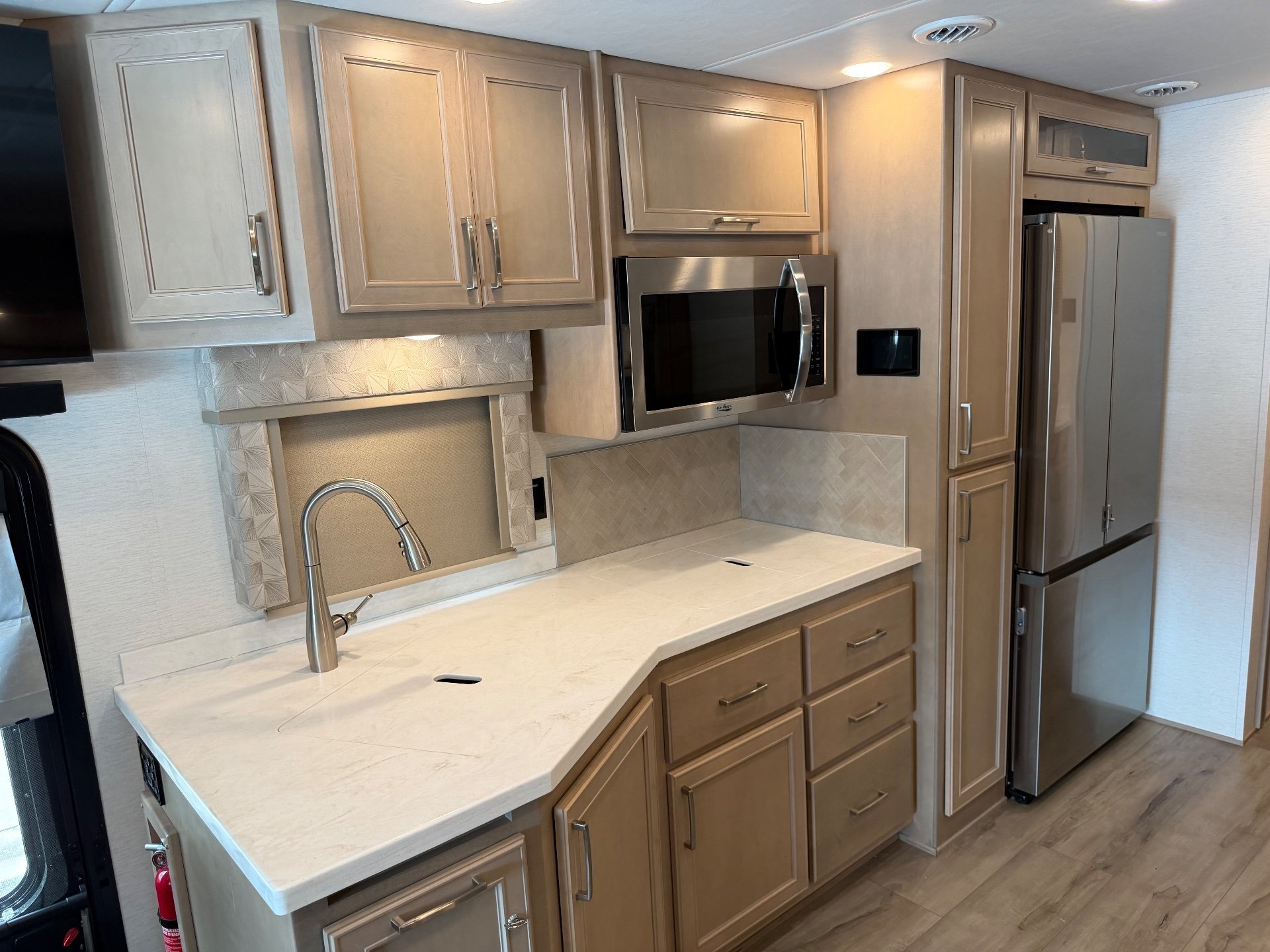 2024 Renegade RV Verona 36VSB - Interior view 3