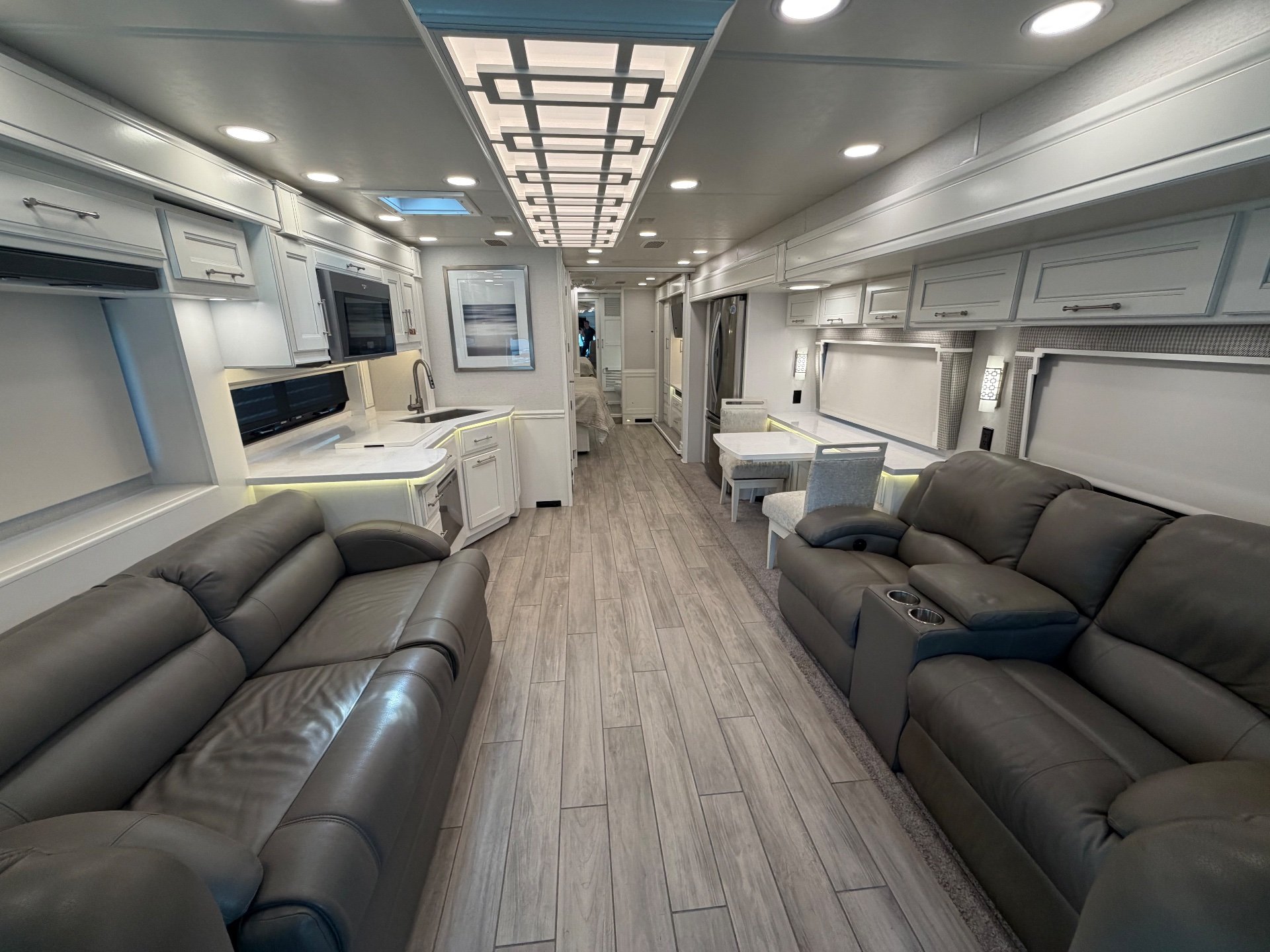 2023 Entegra Coach Aspire 40P - Interior view