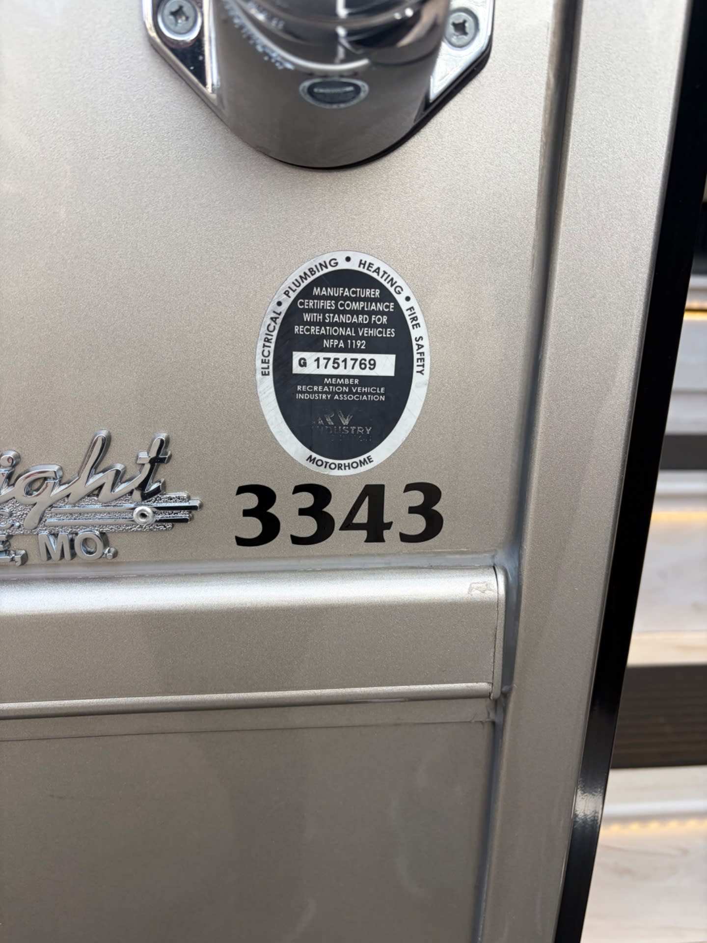 2019 Newmar New Aire 3343 — Exterior photo 4