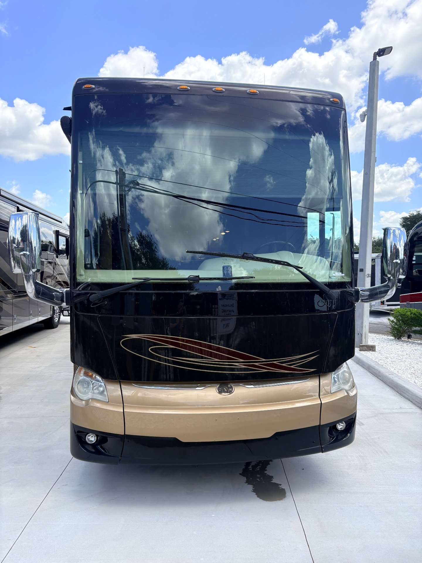 2017 Tiffin Allegro Bus 45 OPP - Exterior view 2