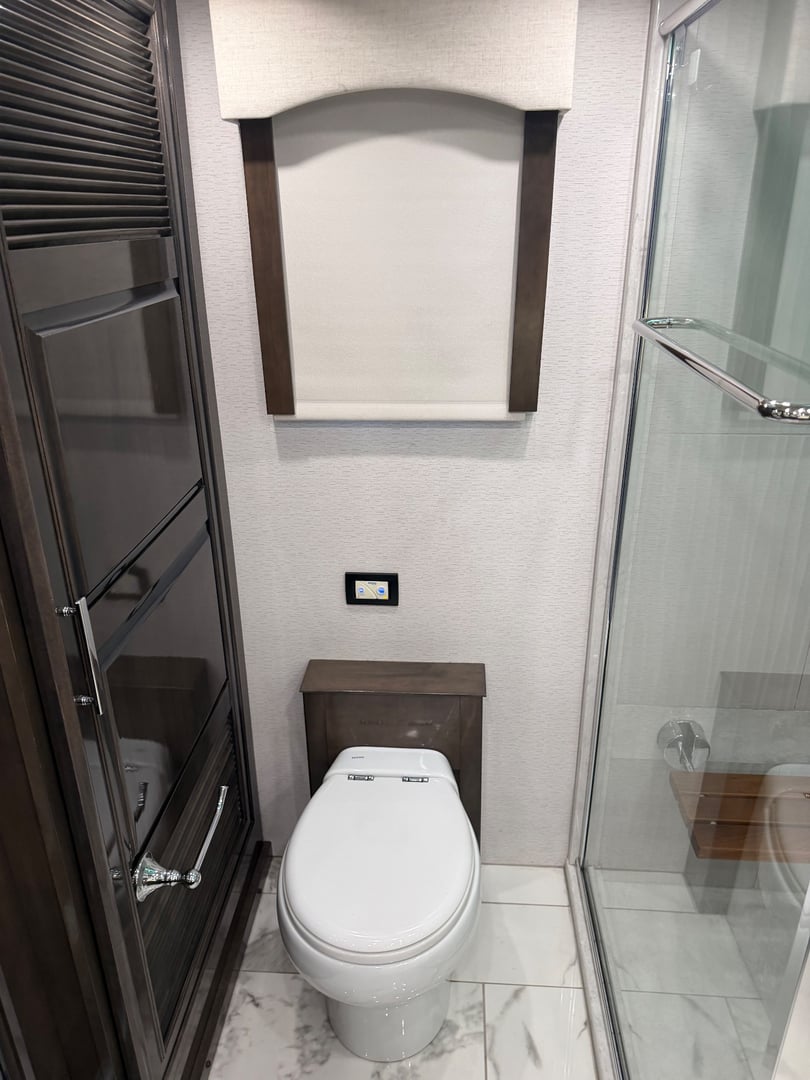 2023 Entegra Coach Anthem 44B, Bathroom photo 5
