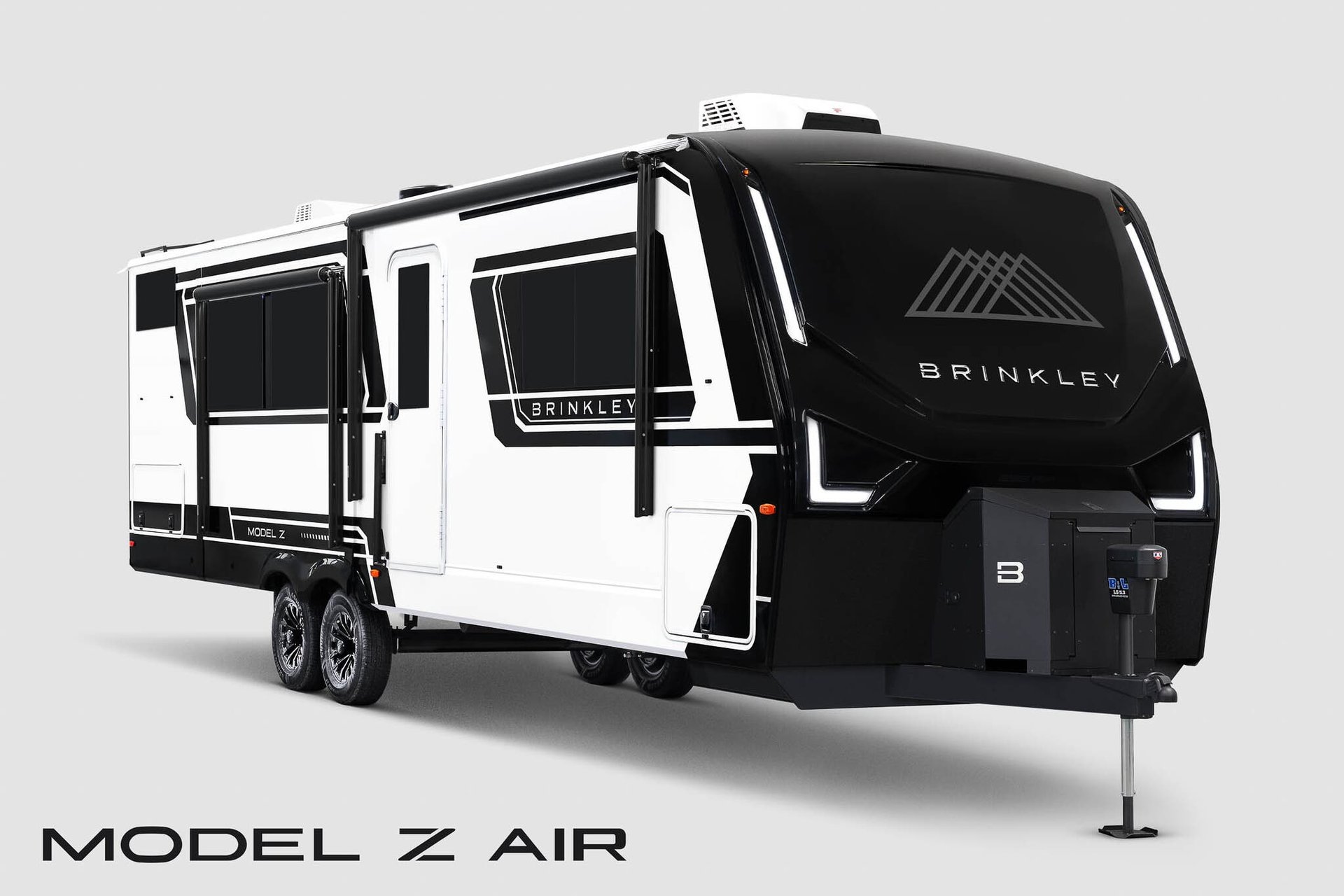 Brinkley Model Z AIR 315 exterior