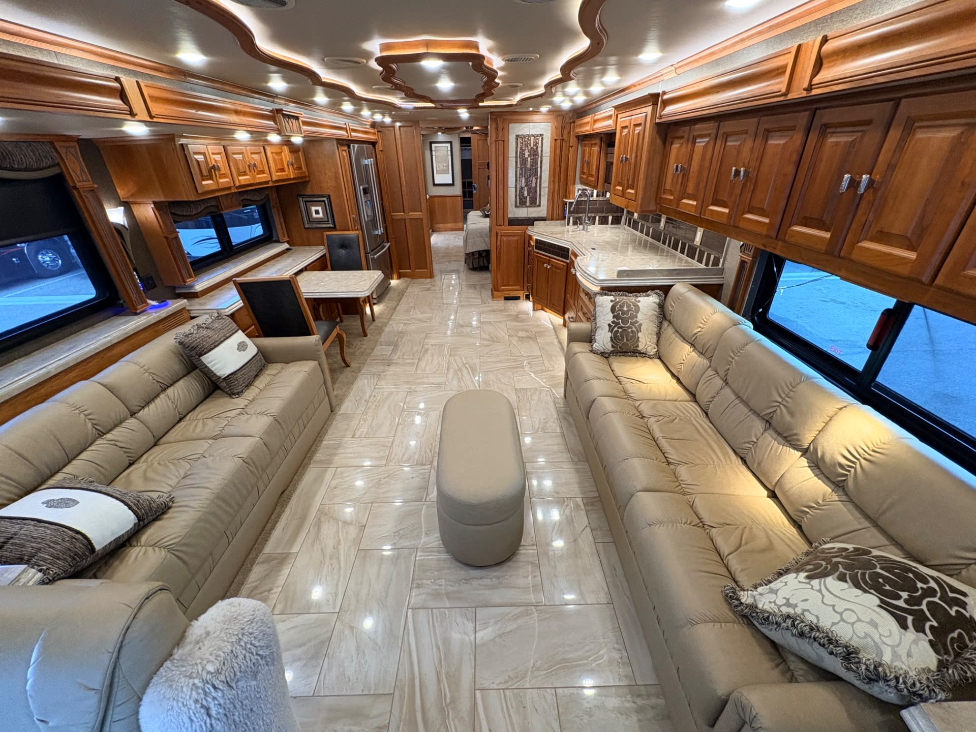 2017 Tiffin Allegro Bus 45 OPP - Interior view