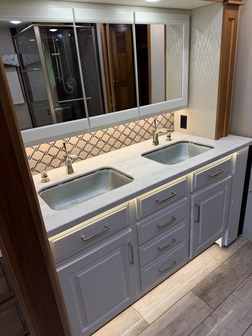 2019 Entegra Coach Anthem 44B, Bathroom photo 6
