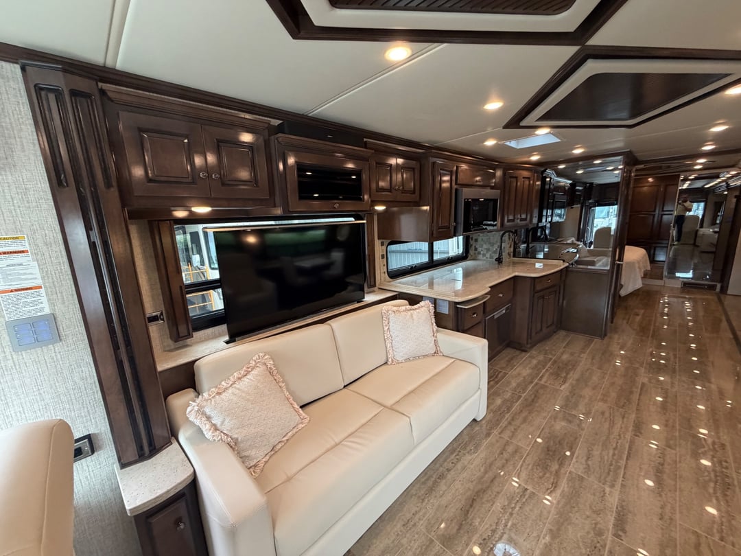 2021 Newmar Dutch Star 4369, Living area photo 3