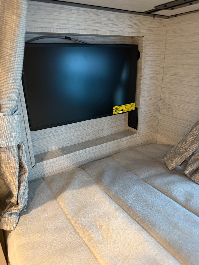 2023 Forest River Berkshire XLT 45E, Bedroom photo 6