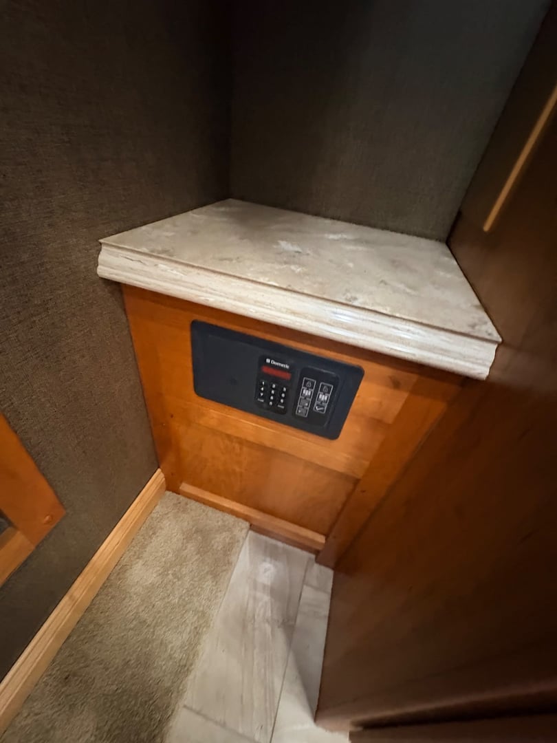 2017 Tiffin Allegro Bus 45 OPP, Interior photo 20