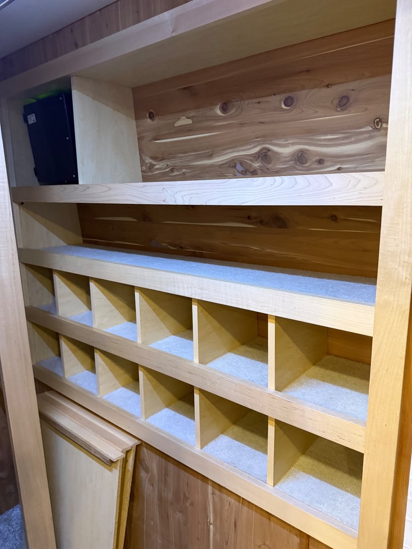 2020 Newmar Mountain Aire 4551, Storage photo 4