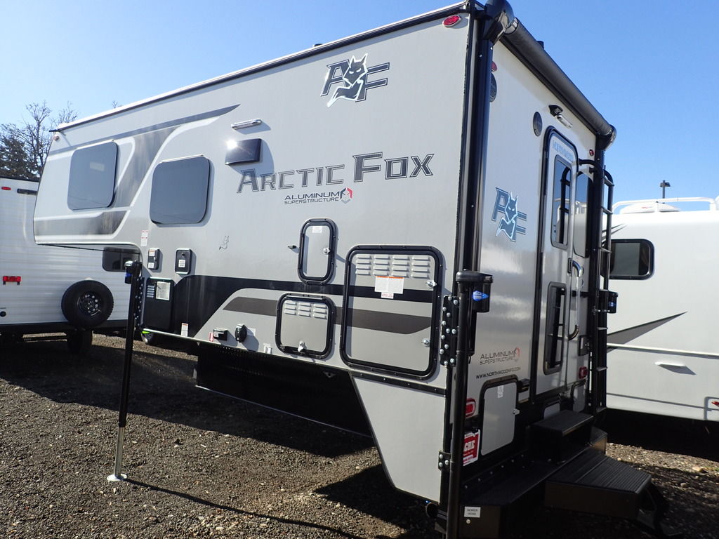 2025 Northwood Arctic Fox Camper 811 - Photo 4