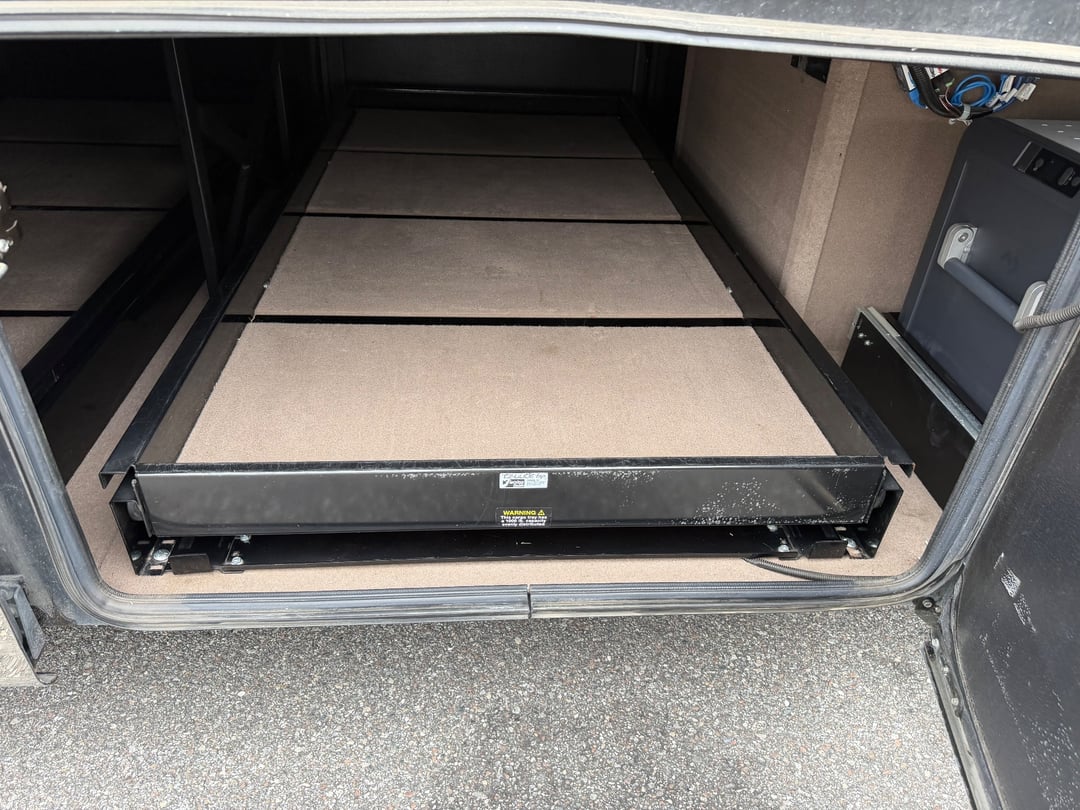 2021 Entegra Coach Cornerstone 45F, Exterior photo 10