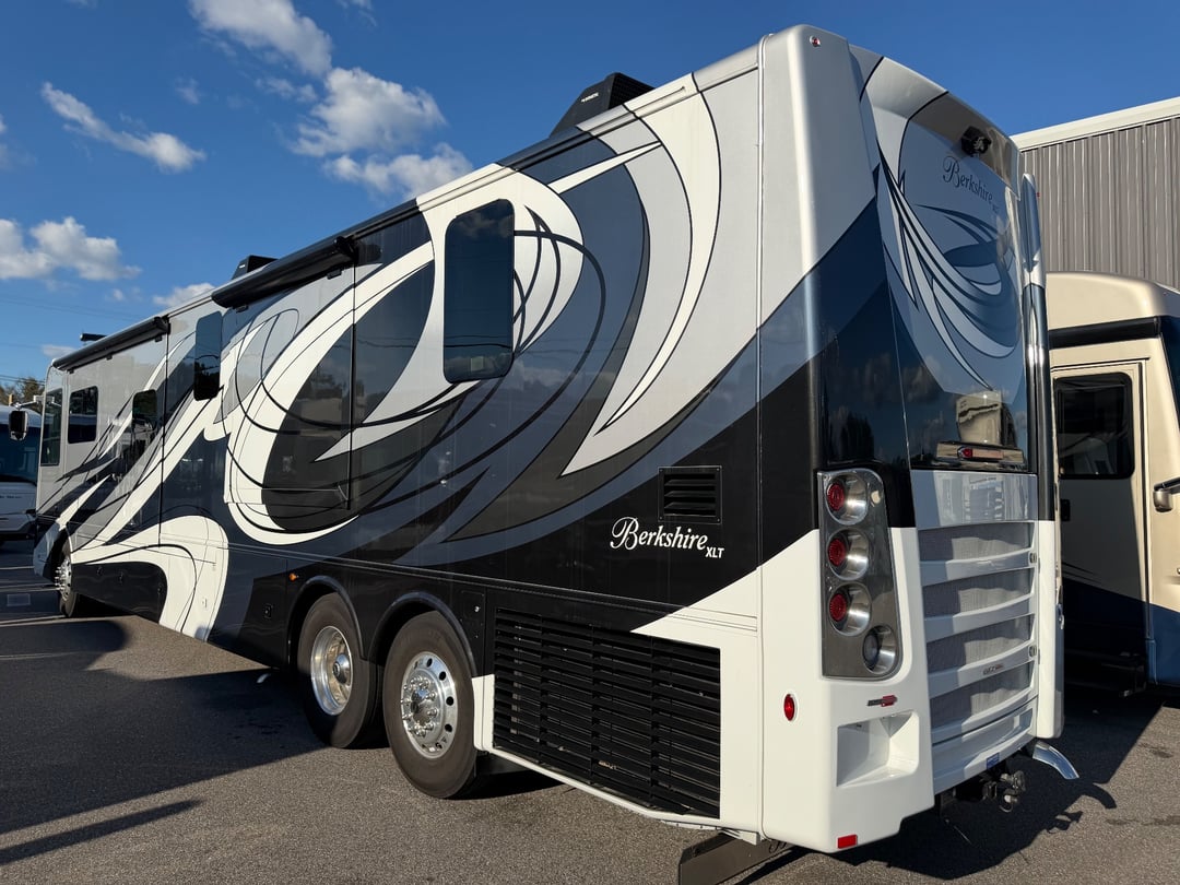2023 Forest River Berkshire XLT 45E, Exterior photo 5