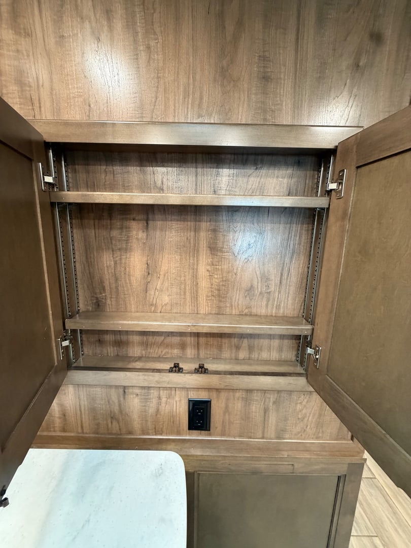 2022 Entegra Coach Aspire 44W, Kitchen photo 3
