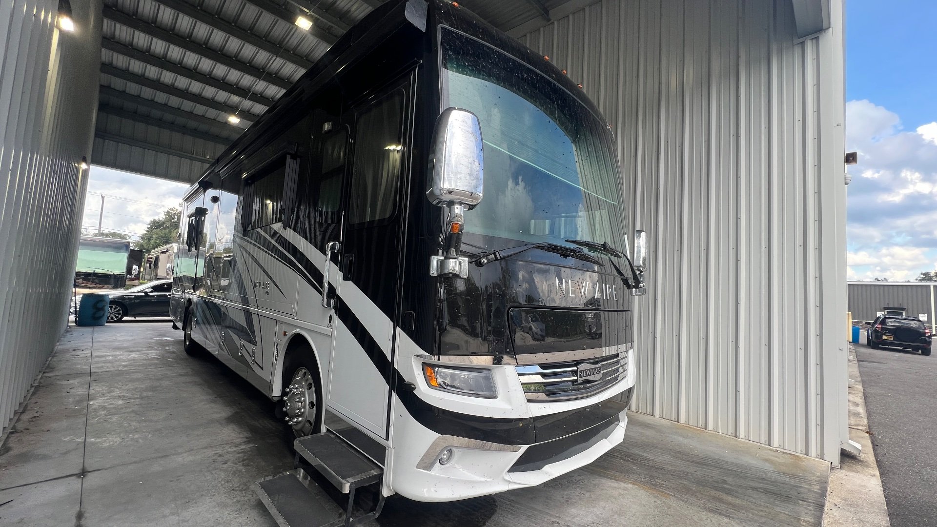 2021 Newmar New Aire 3541 - Photo 2