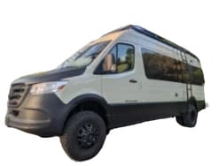 Sportsmobile Express 151S exterior