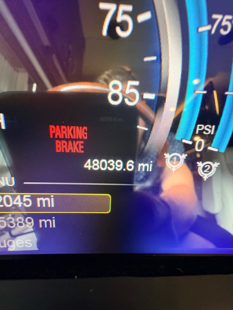 2016 American Coach American Eagle 45N, Cockpit photo 3