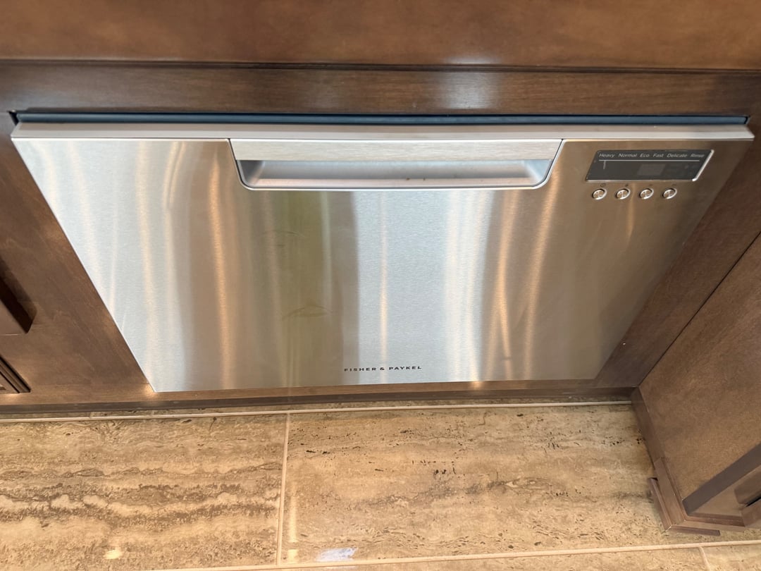 2021 Newmar Dutch Star 4369, Kitchen photo 2
