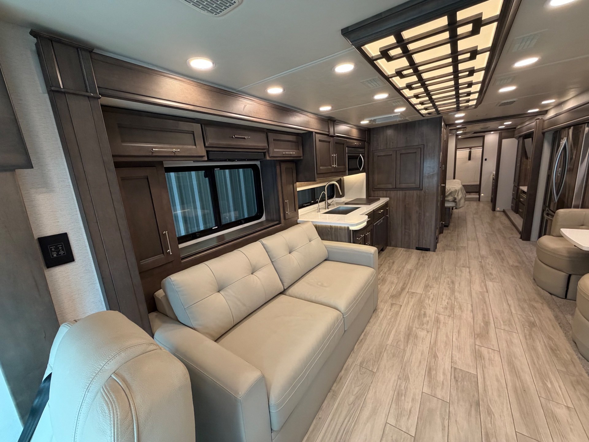 2024 Entegra Coach Aspire 44D - Photo 4