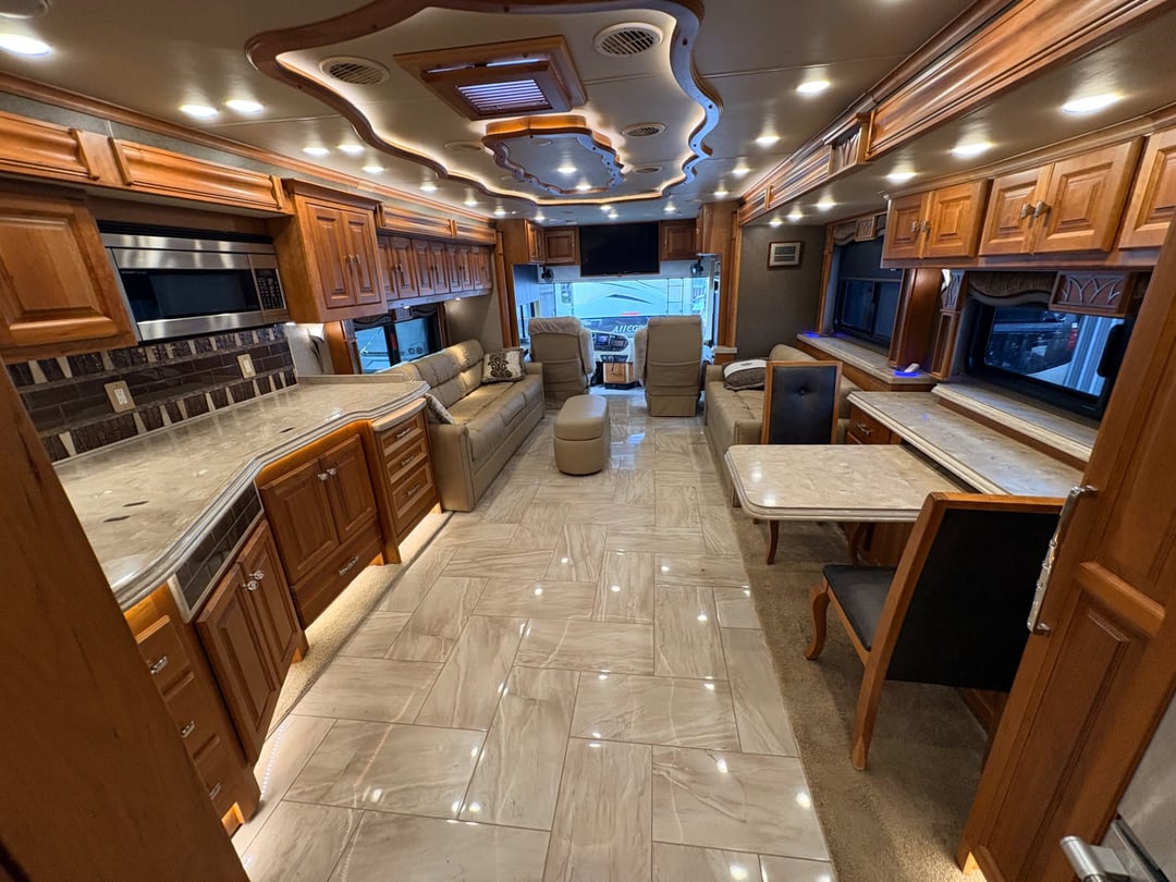2017 Tiffin Allegro Bus 45 OPP, Interior photo 19
