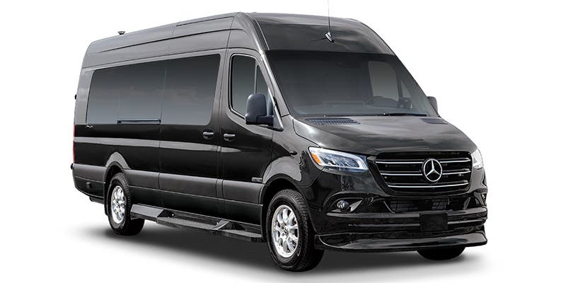 American Coach American Patriot Cruiser D6 exterior