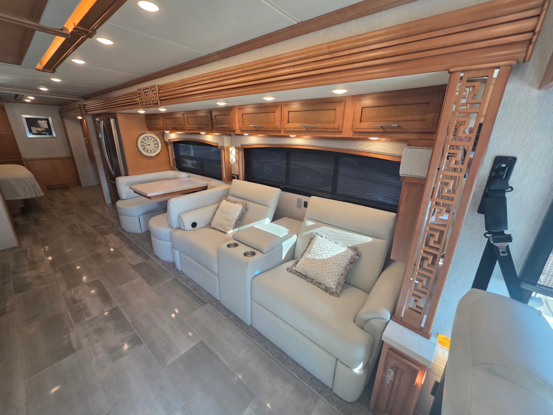 2022 Newmar Ventana 4369 - Interior view 2
