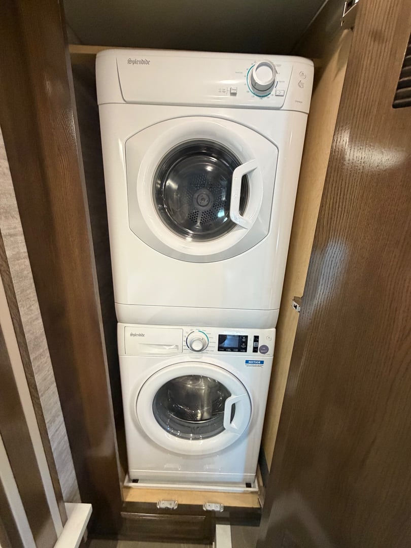 2022 Newmar New Aire 3541, Mechanical photo 2