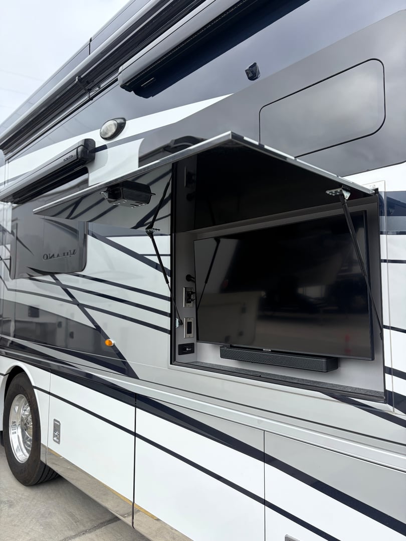2024 Newmar New Aire 3547, Exterior photo 13