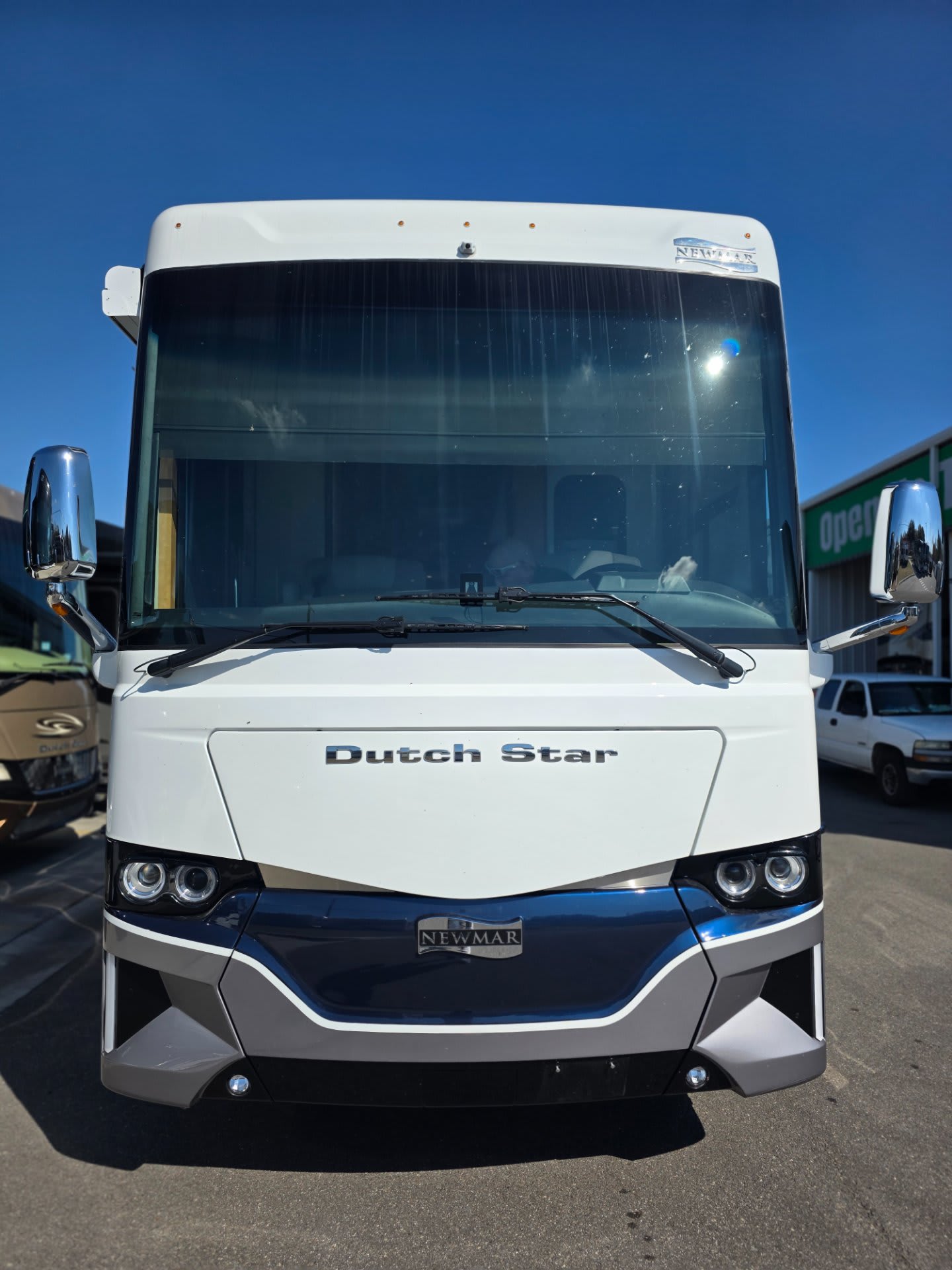 2023 Newmar Dutch Star 4369 - Exterior view 2